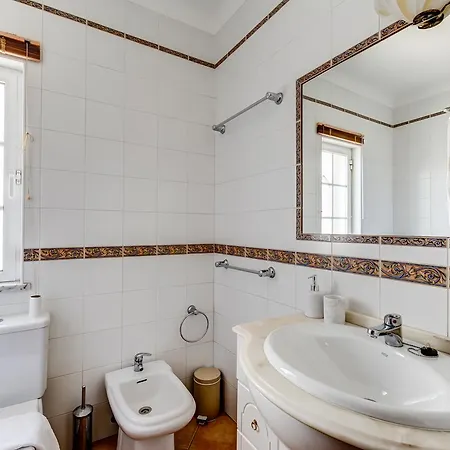 Bougainvilleas - Private Pool And Parking, Nearby Altura