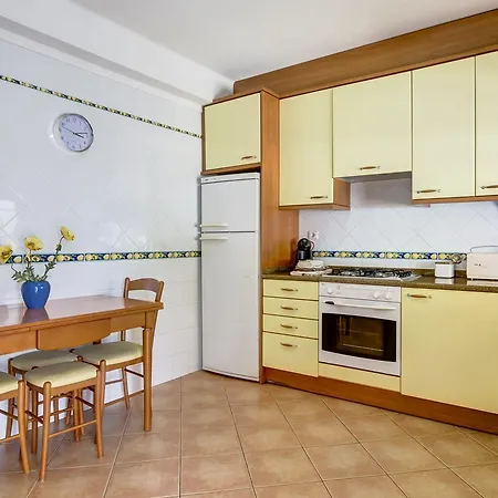 Guest house Bougainvilleas 5 Bedrooms With Private Pool And Parking - Altura