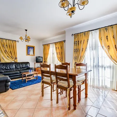 Bougainvilleas 5 Bedrooms With Private Pool And Parking - Gasthof Altura