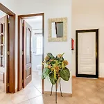 Bougainvilleas 5 Bedrooms With Private Pool And Parking - Gæstehus 4*