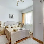 Bougainvilleas 5 Bedrooms With Private Pool And Parking -